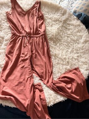 Old Navy Dusty Rose Sleeveless V-Neck Wide-Leg Jumpsuit